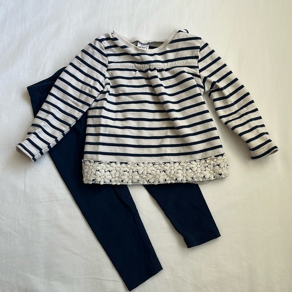 Carter’s Baby Girl’s 2-Piece Outfit Size 18 Months - Picture 1 of 10